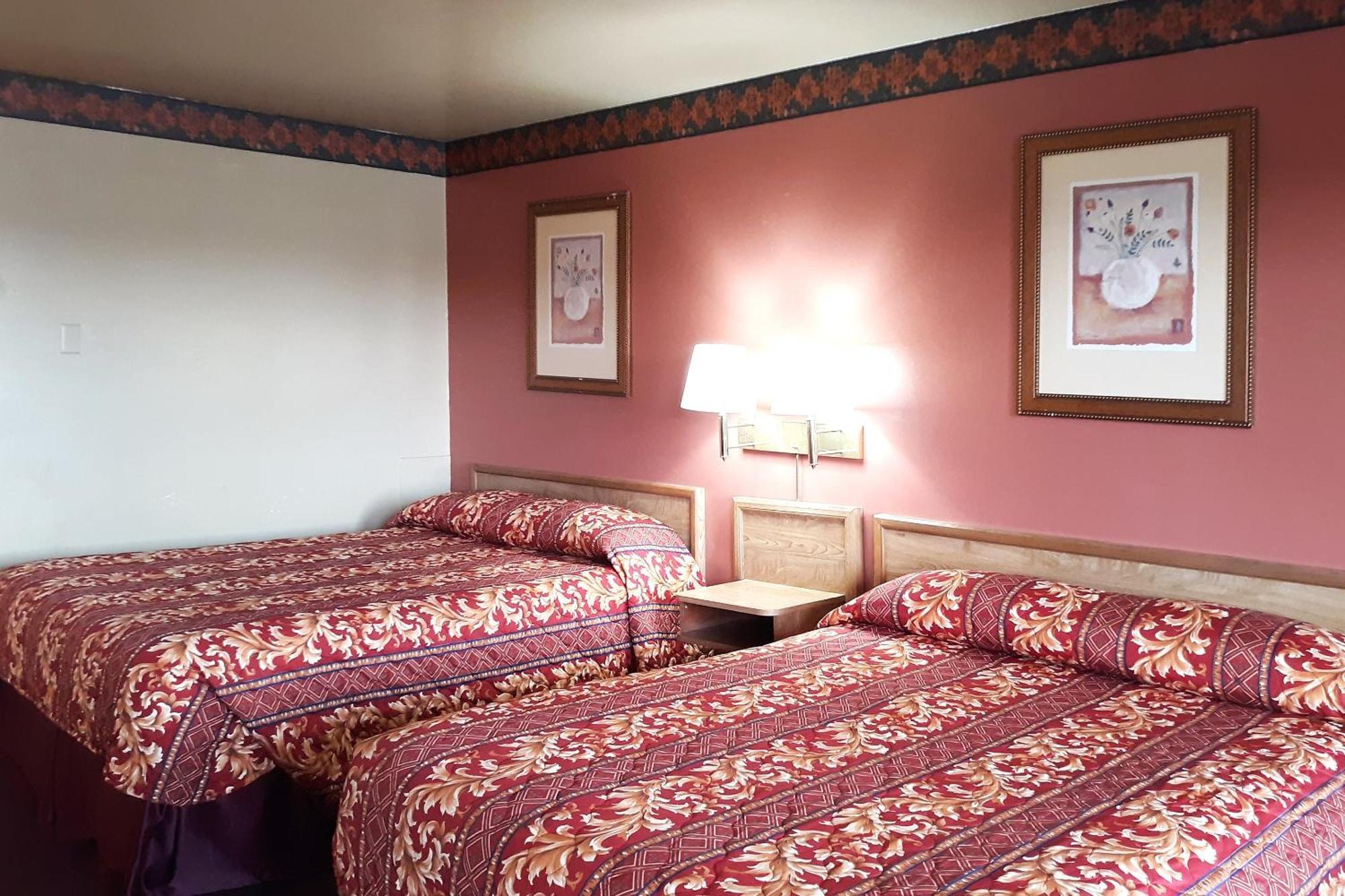 Oyo Hotel Kings At Clovis Esterno foto