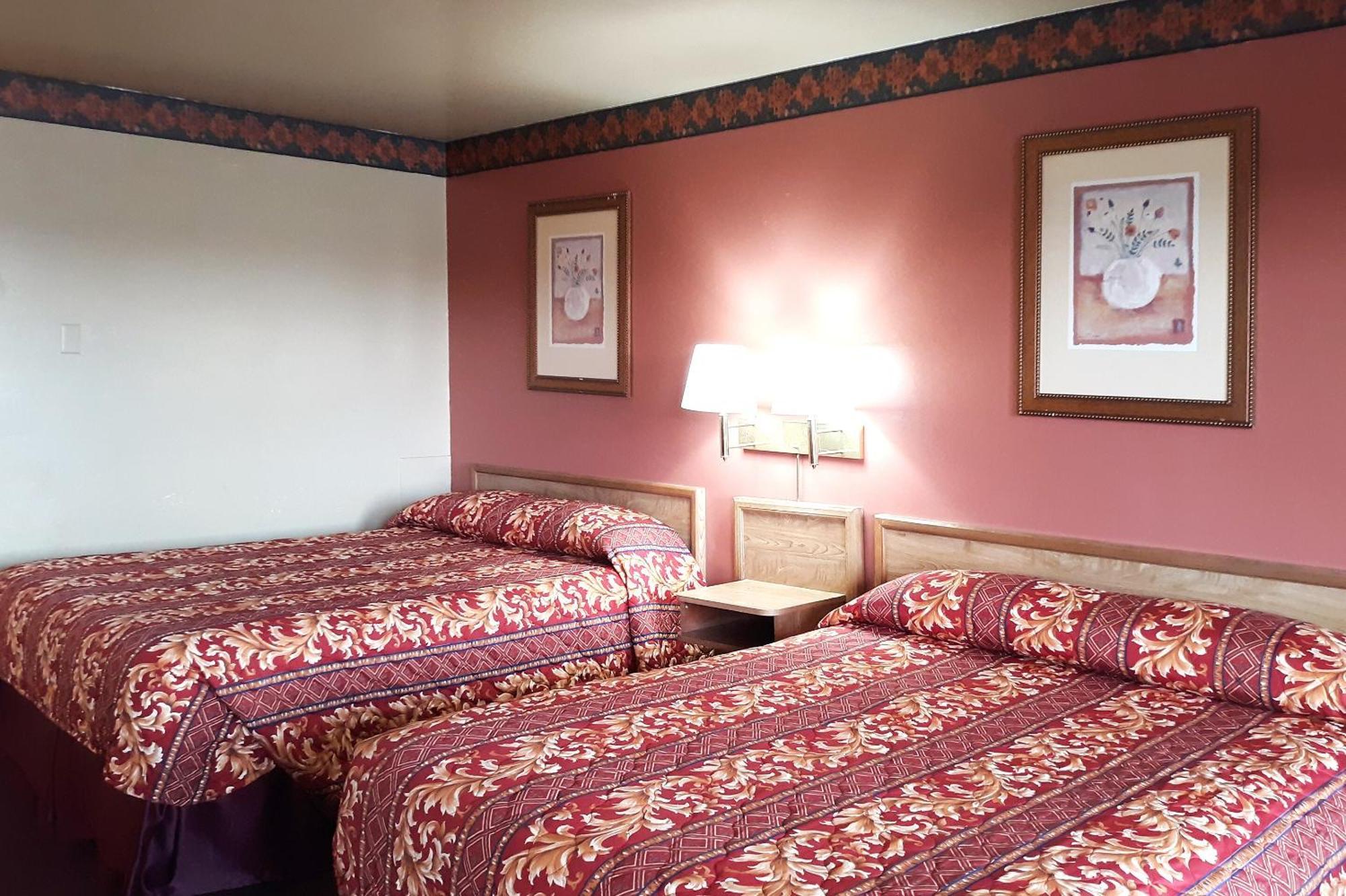 Oyo Hotel Kings At Clovis Esterno foto