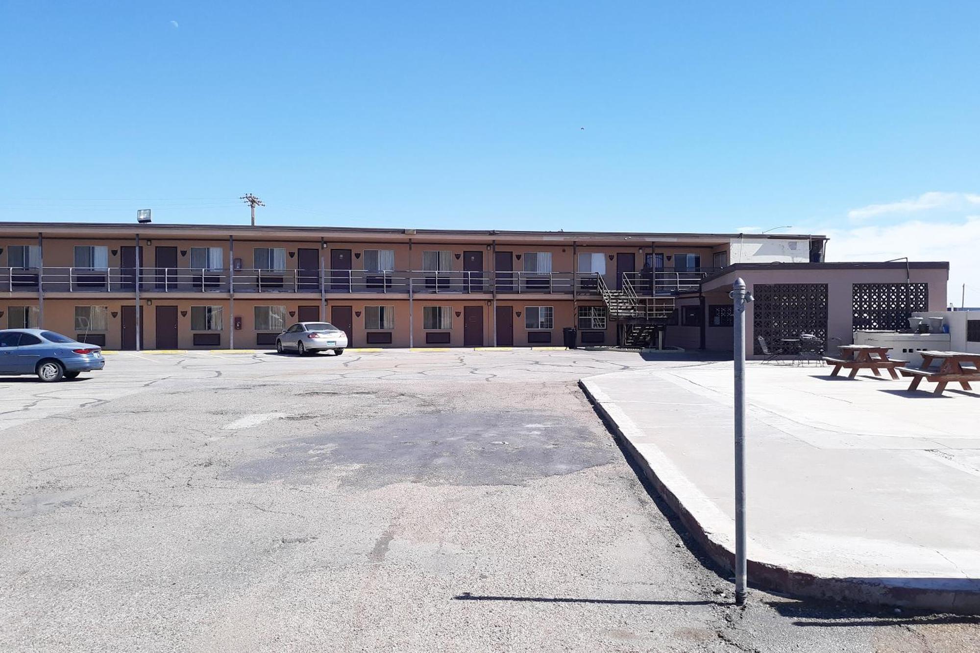 Oyo Hotel Kings At Clovis Esterno foto